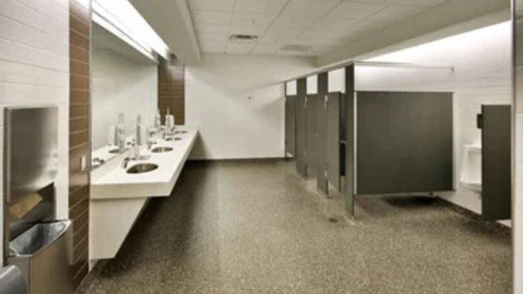 SQRWomensRestroom Design Guide: Layout, Standards, Safety & Modern Best Practices
