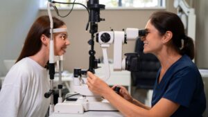 Optometrist